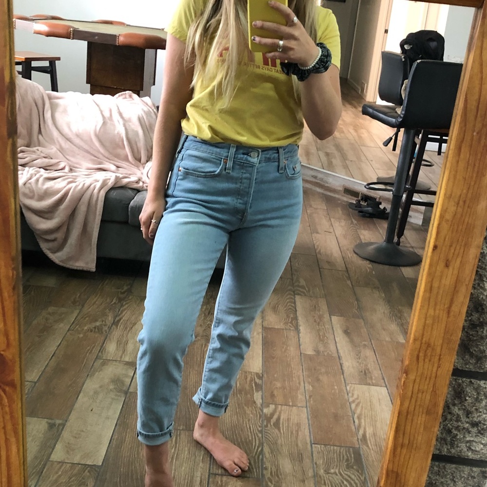Levi’s Wedgie Fit Jeans